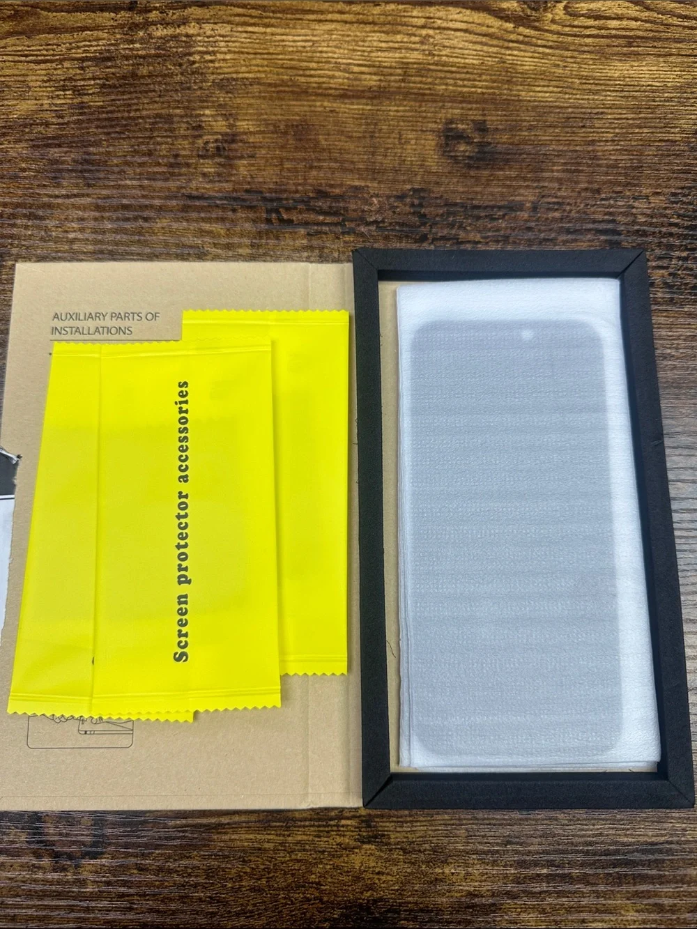 Tempered Glass Screen Protector IPHONE 17/17 pro